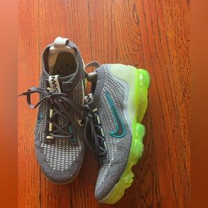 COPY - Nike Turf shoes Sz 6Y. In good condition.